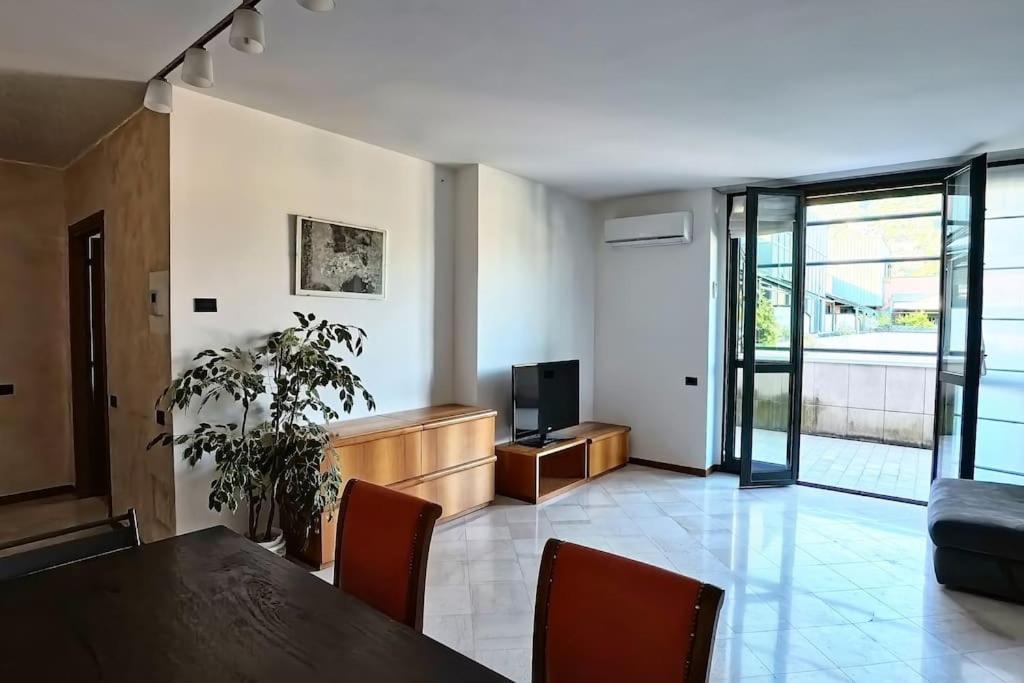 Appartamento Como Con Free Parking E Wifi Exterior photo